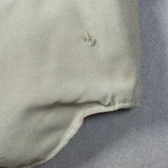 American-vintage Women's Cream and Burgundy Gilet - Picture 7 of 8